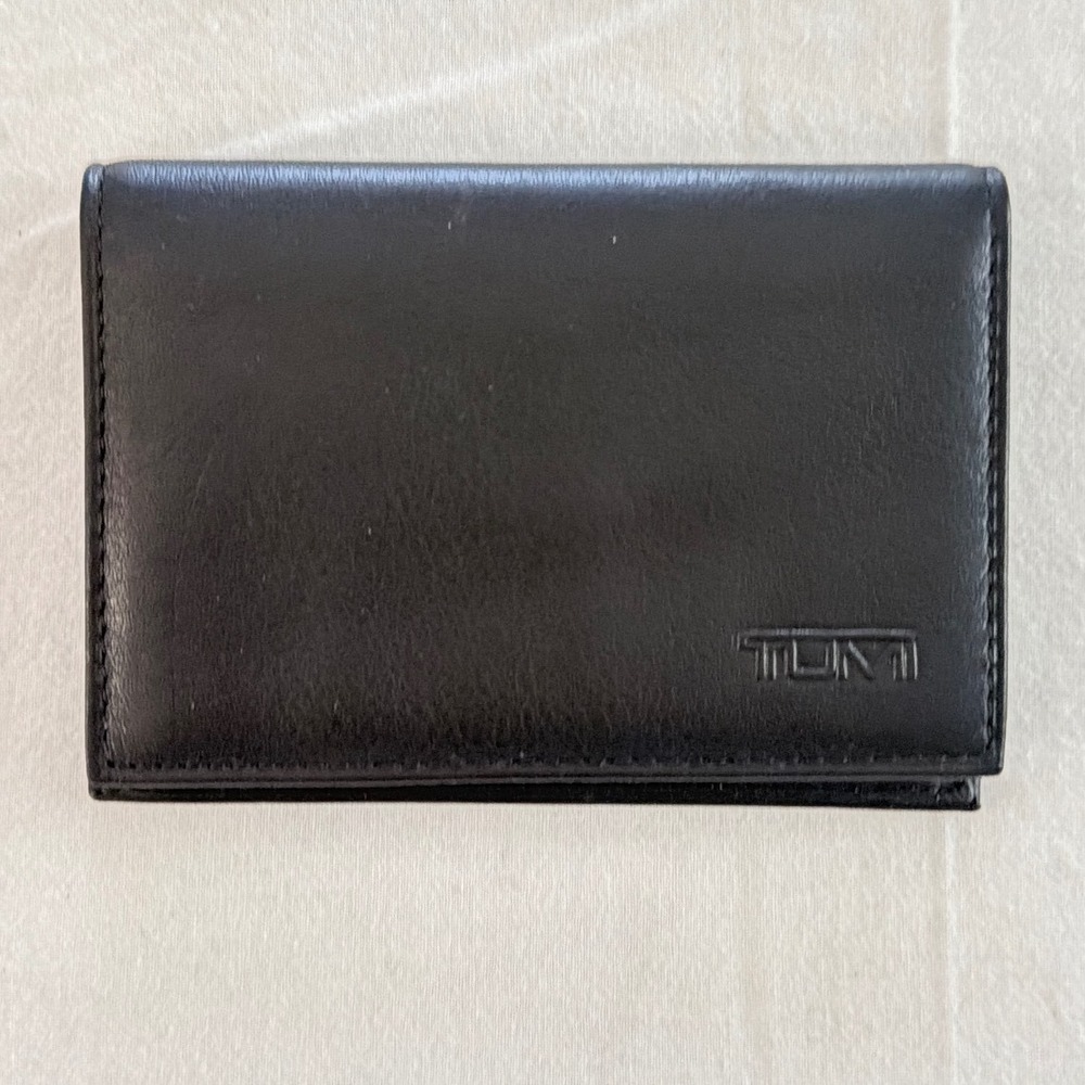 Tumi Black Leather Bifold Card Case ID Wallet with Removable Insert Logo Slim